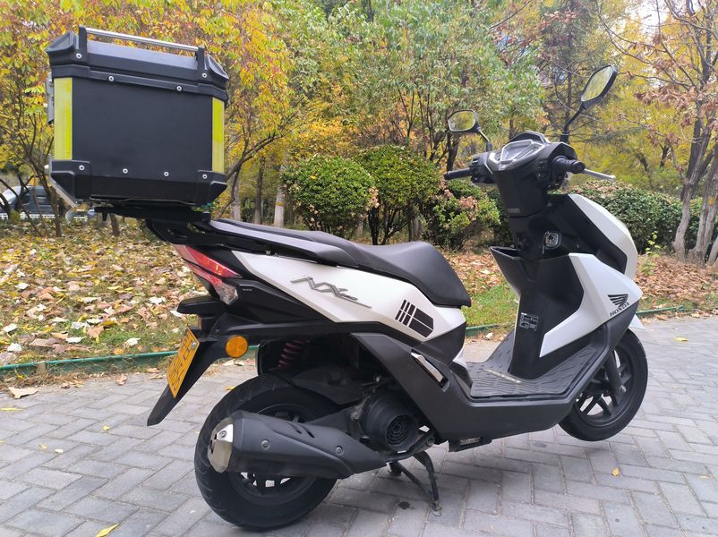 二手五羊本田NX125