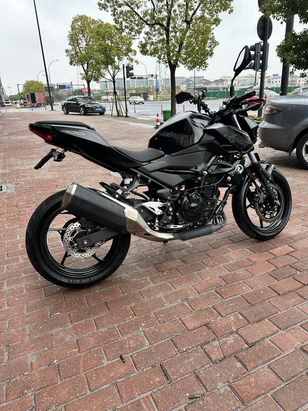 二手川崎Z400