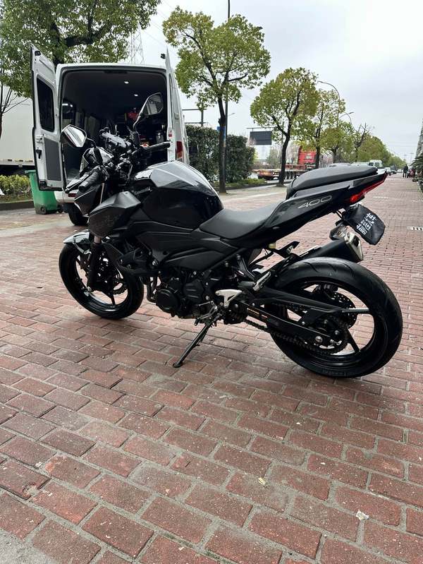 二手川崎Z400