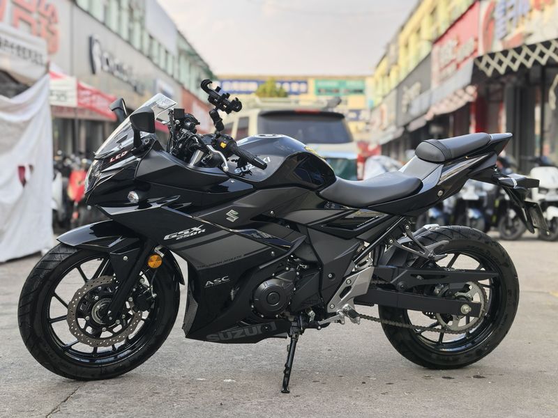 二手豪爵铃木GSX250R