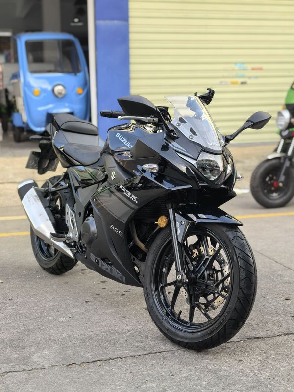 二手豪爵铃木GSX250R