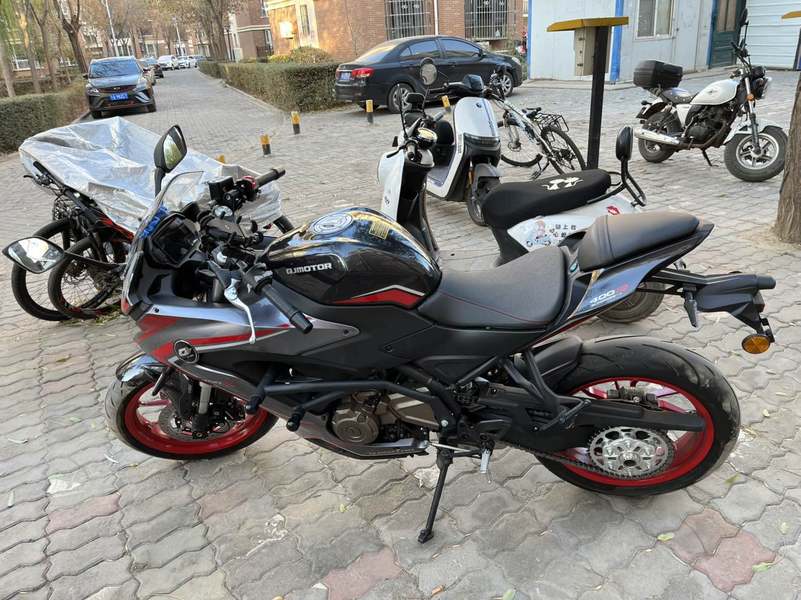 二手QJMOTOR赛400