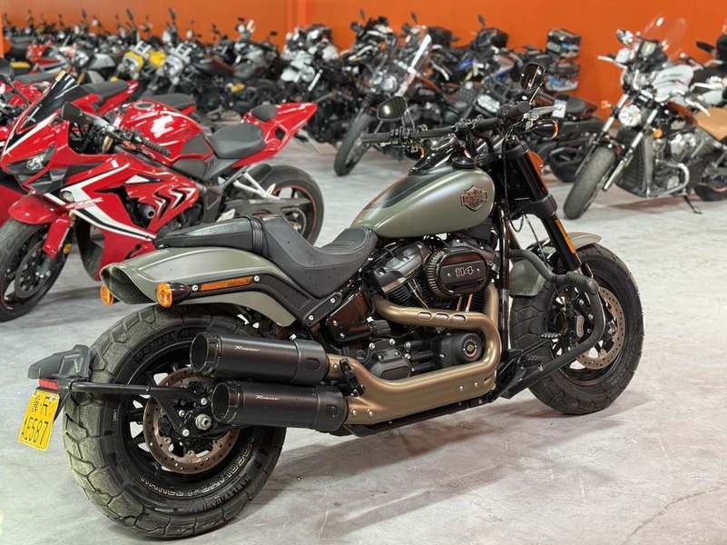 二手哈雷戴维森肥霸 Fat Bob