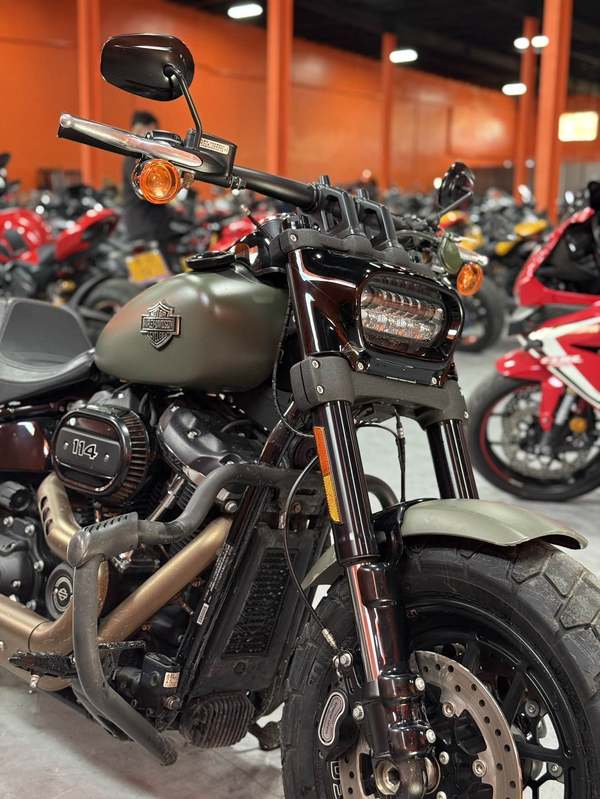 二手哈雷戴维森肥霸 Fat Bob