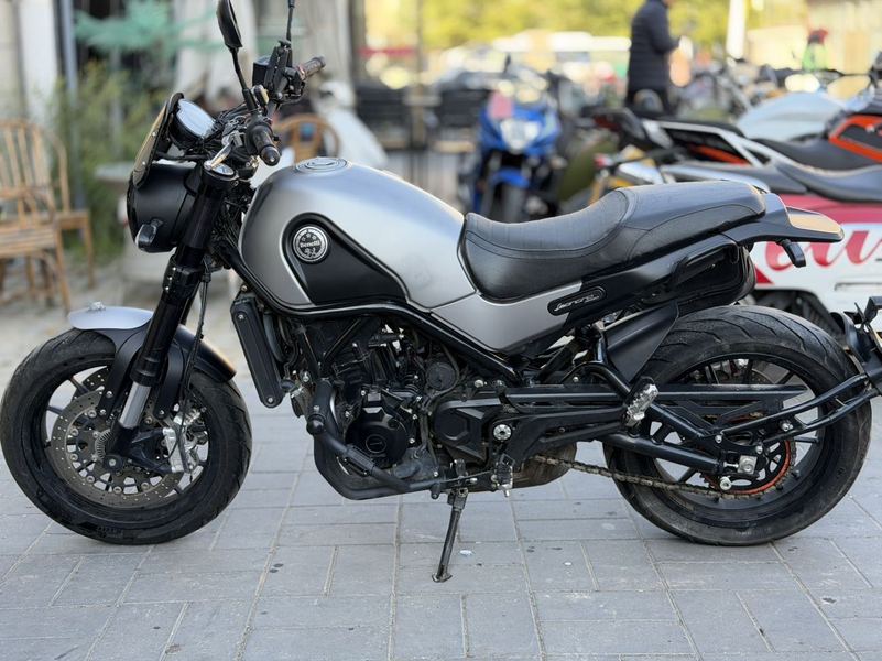 二手贝纳利幼狮 Leoncino 500