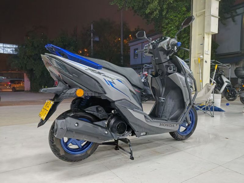 二手新大洲本田裂行 RX125Fi