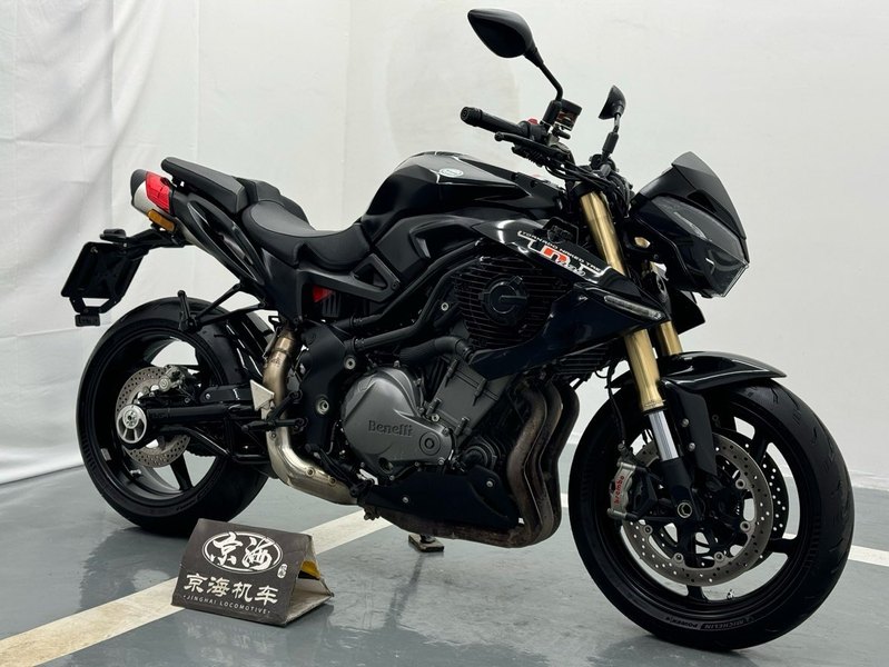 二手贝纳利TNT899