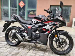 二手济南铃木极客飒 Gixxer 155