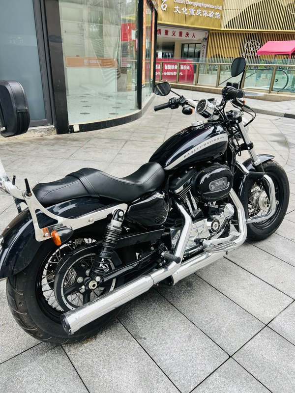 二手哈雷戴维森1200 Custom
