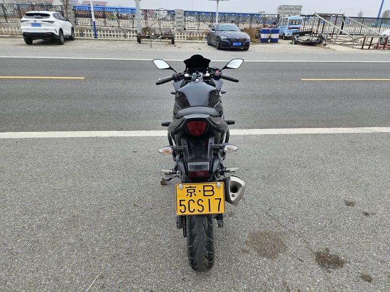 二手豪爵铃木GSX250R