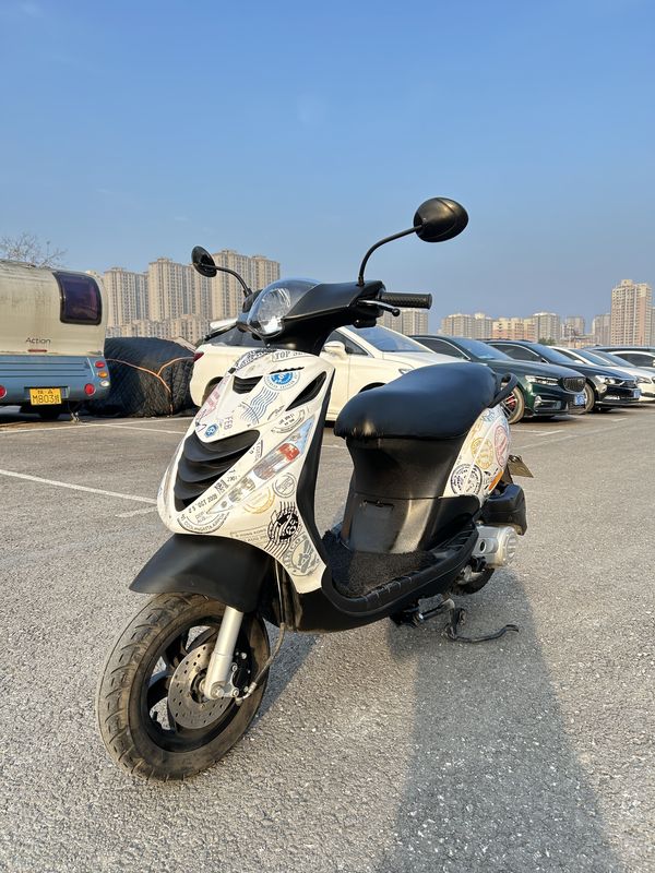 二手宗申比亚乔ZIP 100