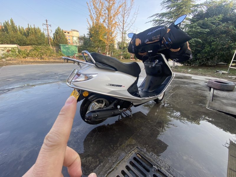 二手五羊本田SCR 喜悦100