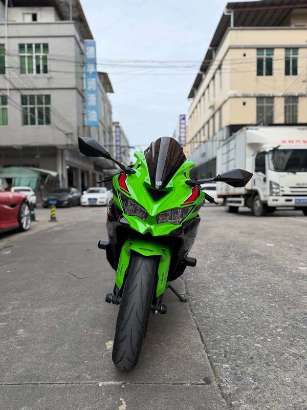 二手川崎ZX-4R