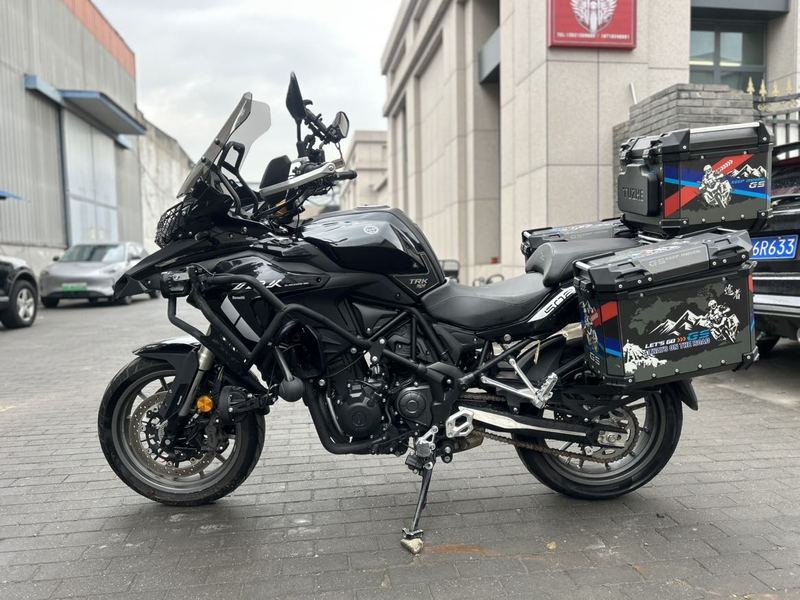 二手贝纳利金鹏 TRK502