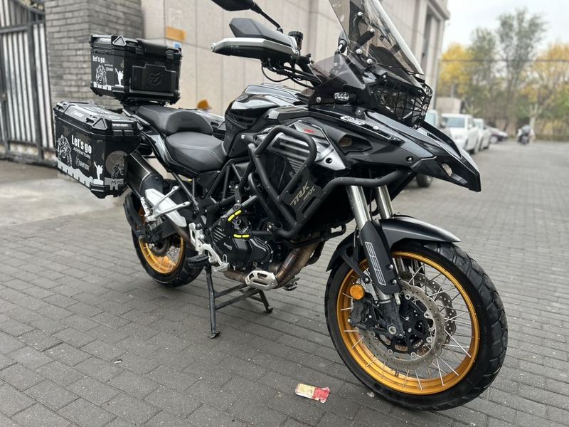 二手贝纳利TRK552