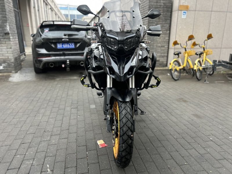 二手贝纳利TRK552