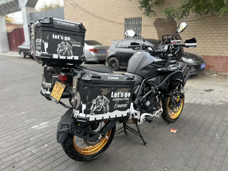 二手贝纳利TRK552