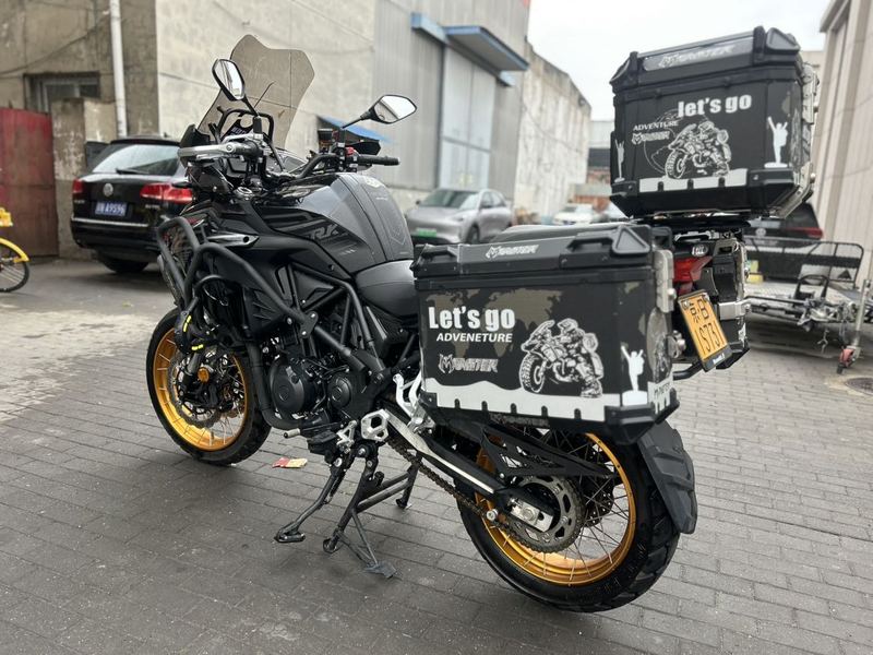 二手贝纳利TRK552