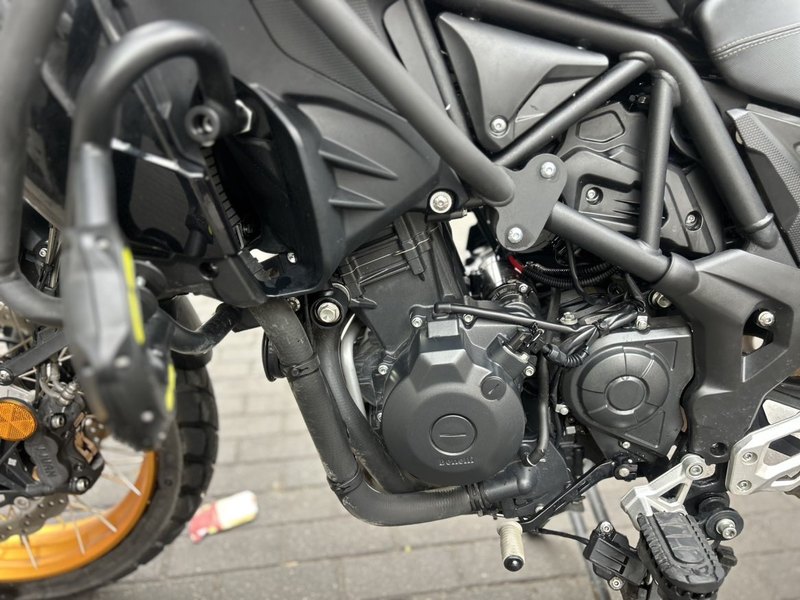 二手贝纳利TRK552