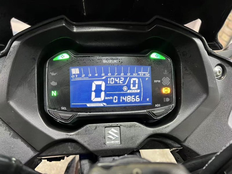 二手豪爵铃木GSX250R
