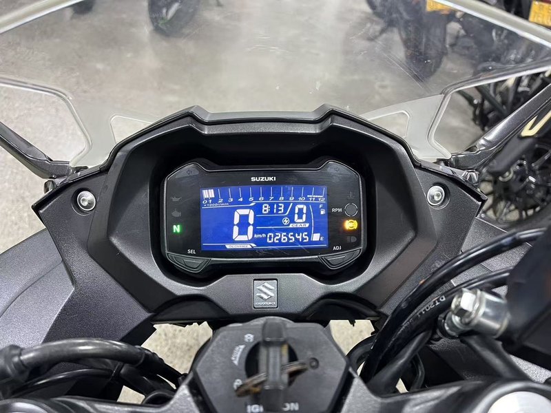 二手豪爵铃木GSX250R