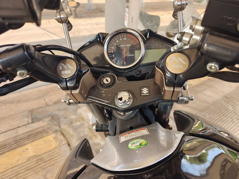 二手豪爵铃木骊驰 GW250