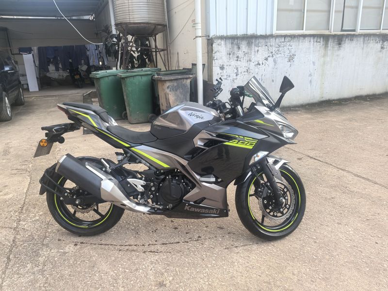 二手川崎Ninja 400