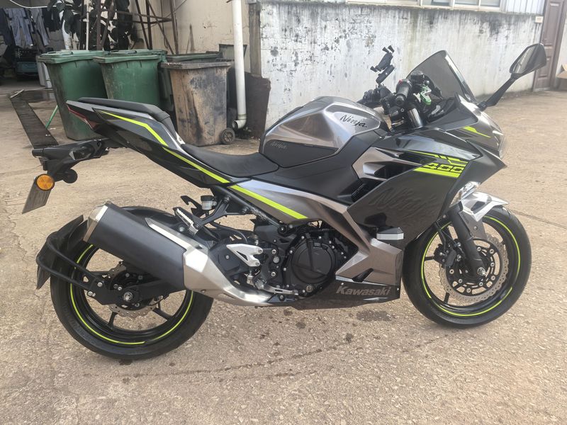 二手川崎Ninja 400