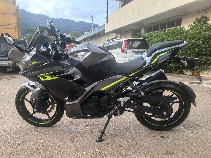二手川崎Ninja 400