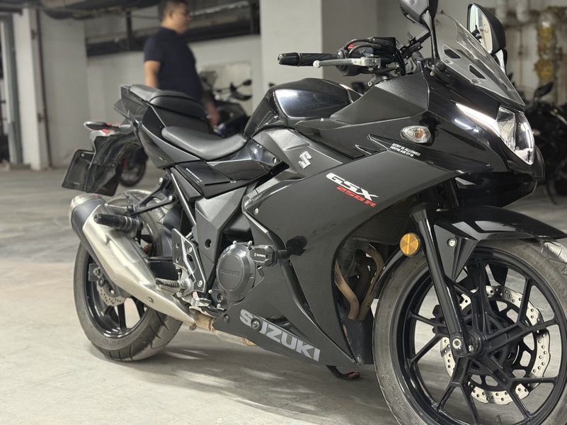 二手豪爵铃木GSX250R
