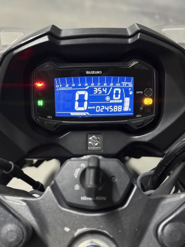 二手豪爵铃木GSX250R