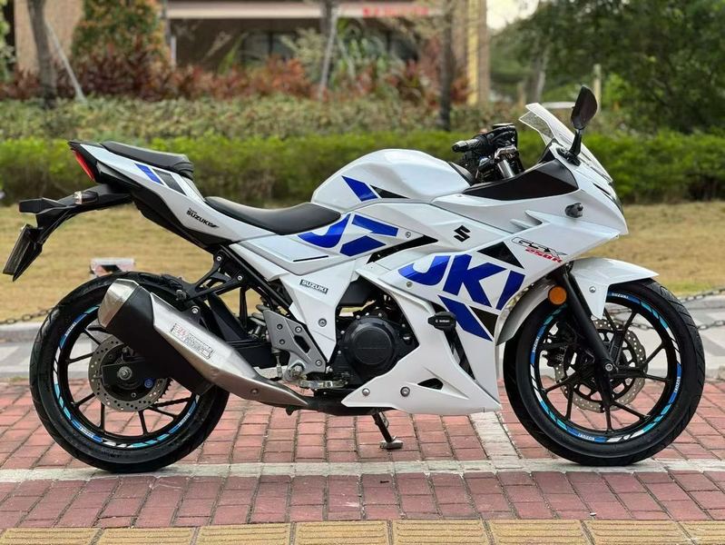 二手豪爵铃木GSX250R