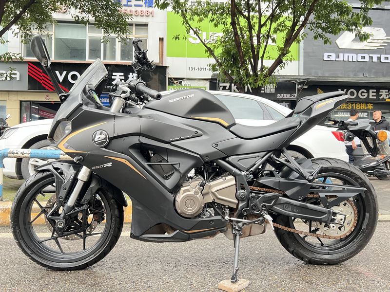 二手QJMOTOR赛250