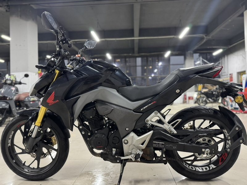 二手五羊本田CB190R 暴锋眼