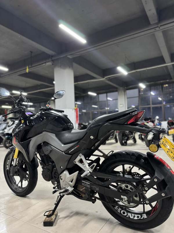 二手五羊本田CB190R 暴锋眼