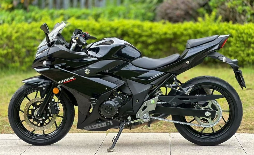 二手豪爵铃木GSX250R