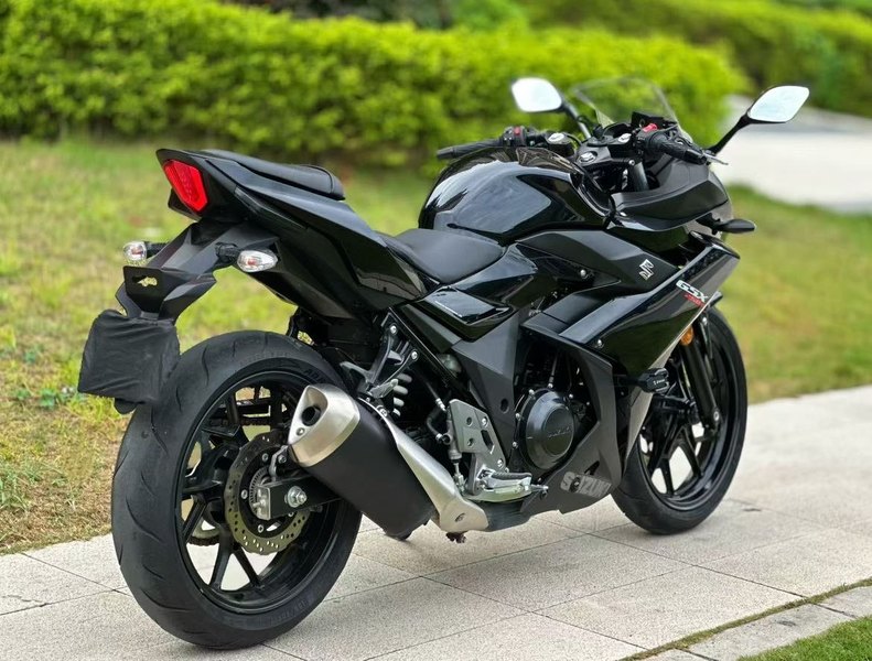 二手豪爵铃木GSX250R