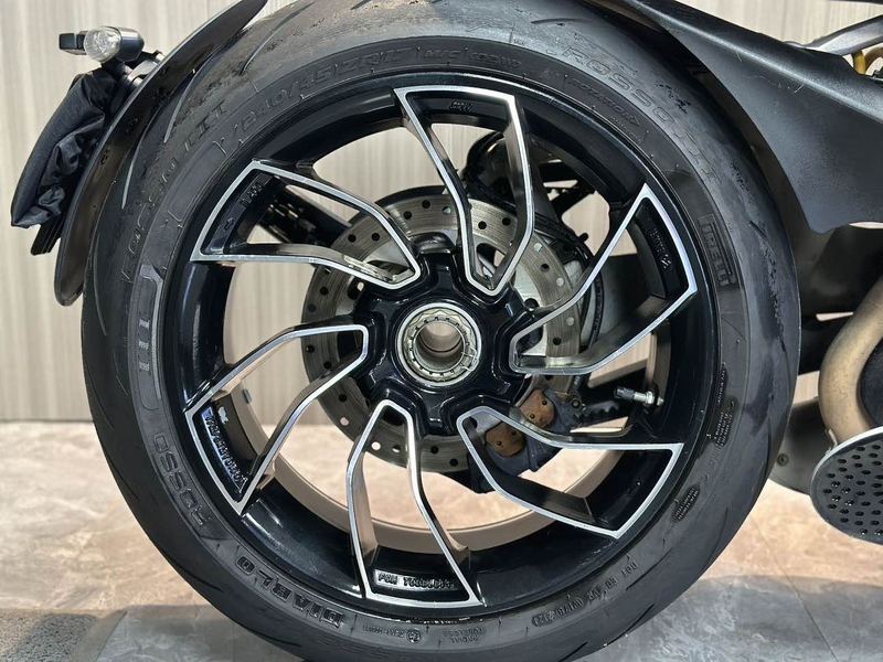 二手杜卡迪XDiavel