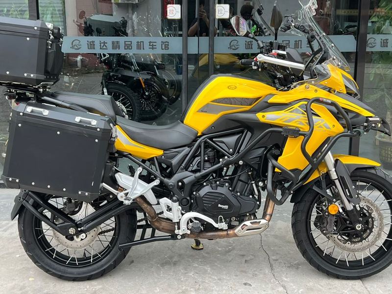 二手贝纳利金鹏 TRK502