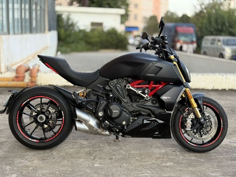 二手杜卡迪Diavel 