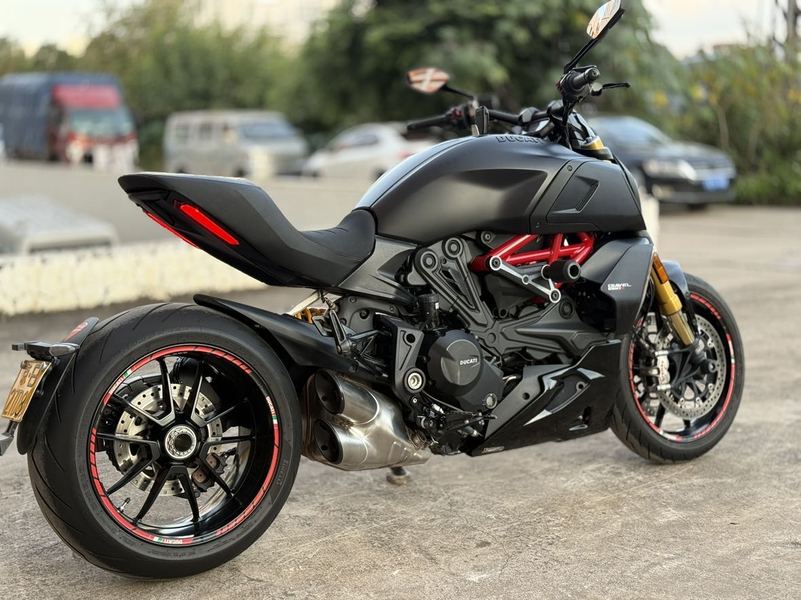 二手杜卡迪Diavel 