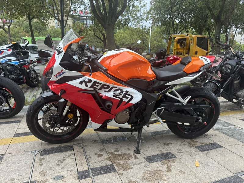 二手本田CBR650R