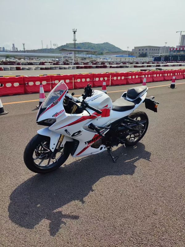 二手QJMOTOR赛250