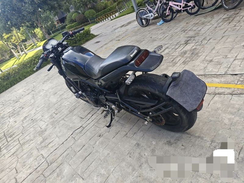 二手贝纳利幼狮 Leoncino 500