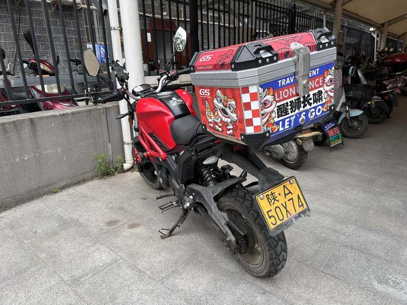 二手银钢小怪兽150