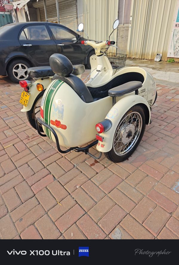 二手嘉陵CoCo 边三轮