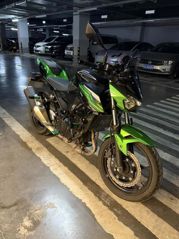 二手川崎Z400