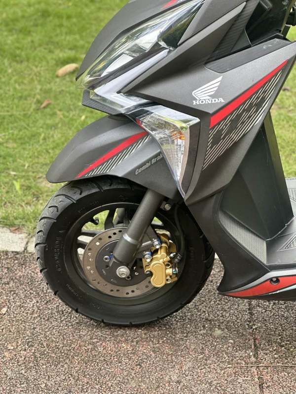 二手新大洲本田裂行 RX125Fi