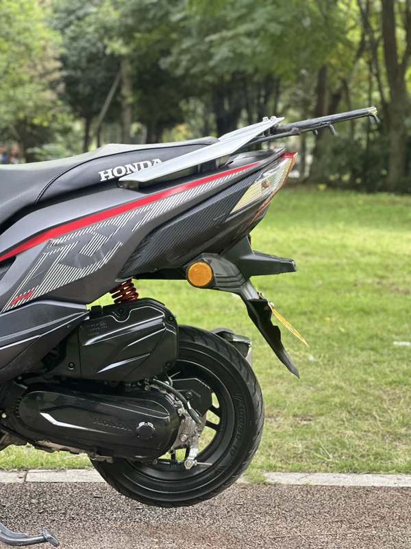 二手新大洲本田裂行 RX125Fi