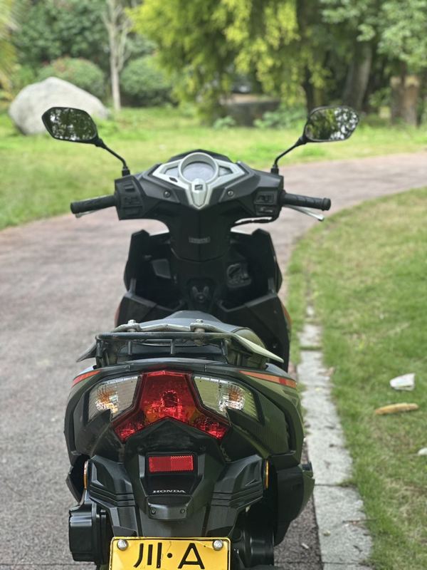 二手新大洲本田裂行 RX125Fi